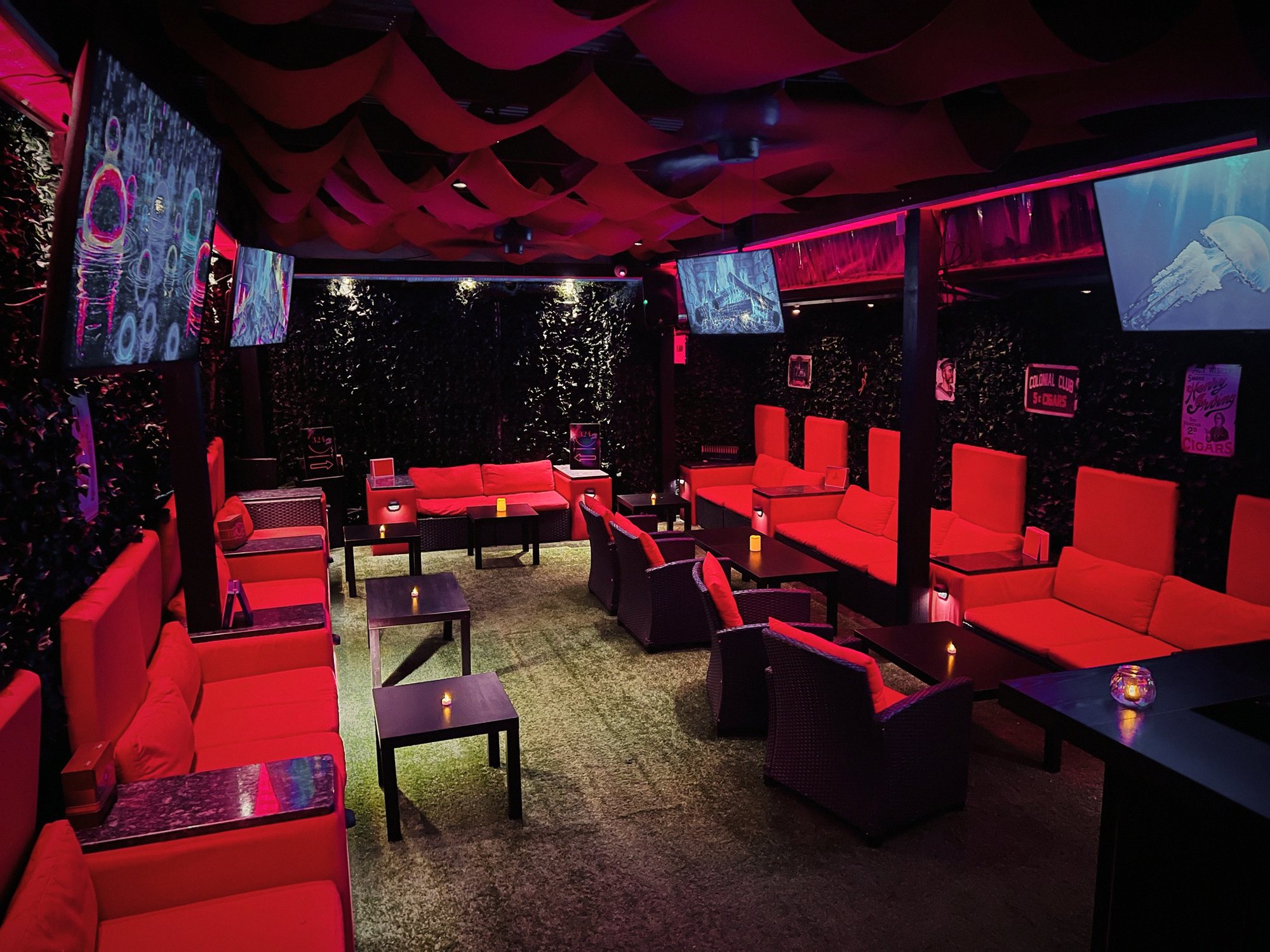 Wide view of the lounge